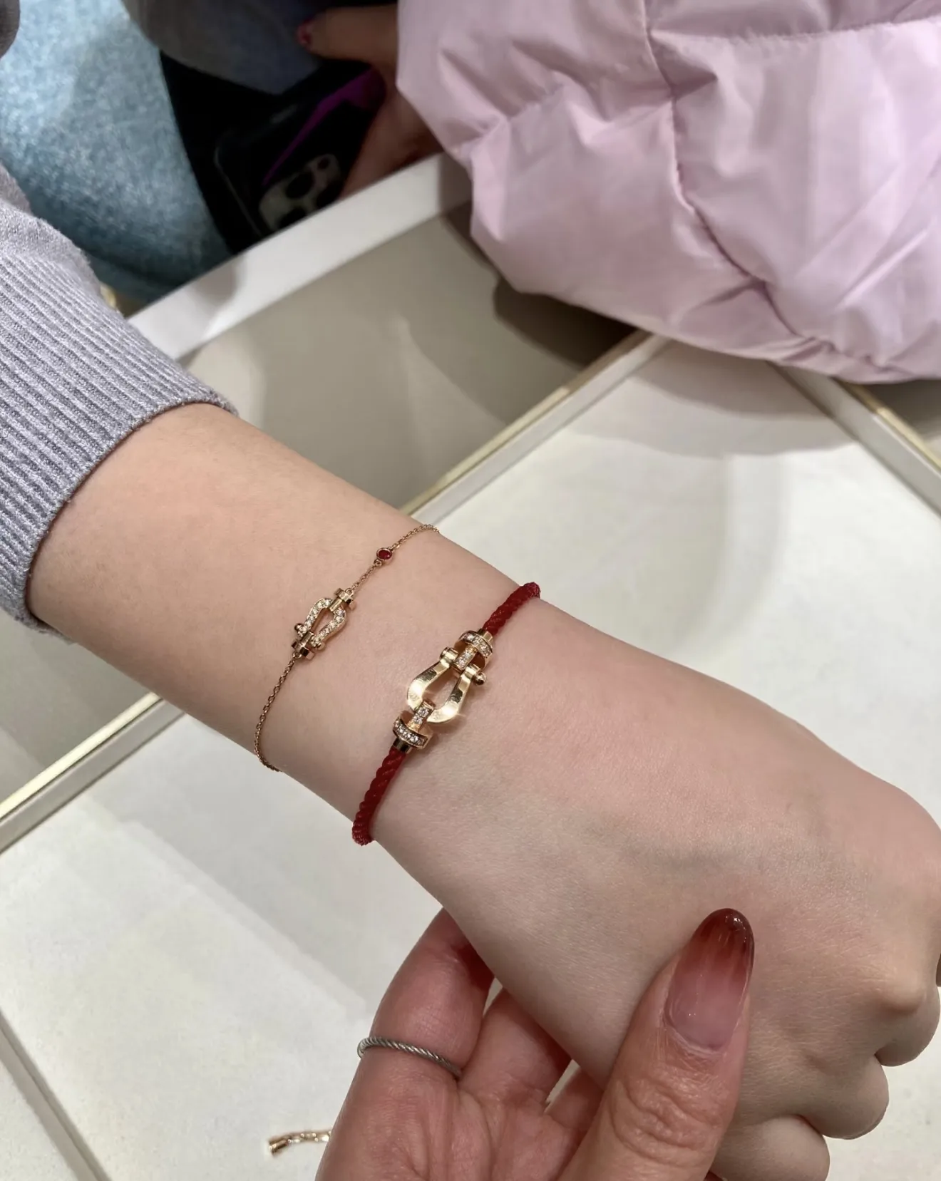Force 10 Horseshoe Red Cord Bracelet D20017113 — view 12