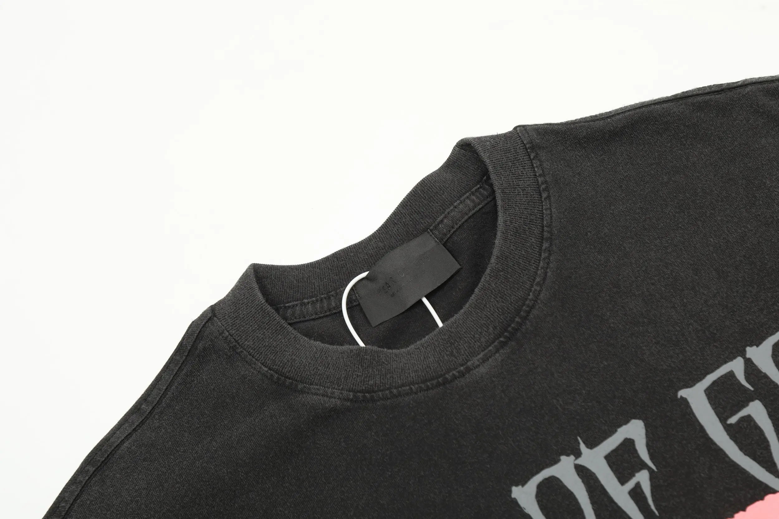 Fear of God Divine Vintage Graphic T-Shirt D8911529 — view 4