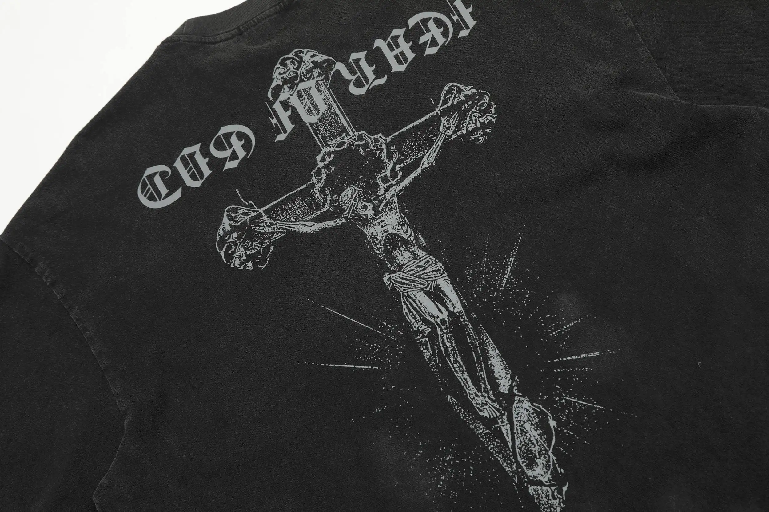 Fear of God Vintage Wash Cross Print T-Shirt D8911528 — view 6