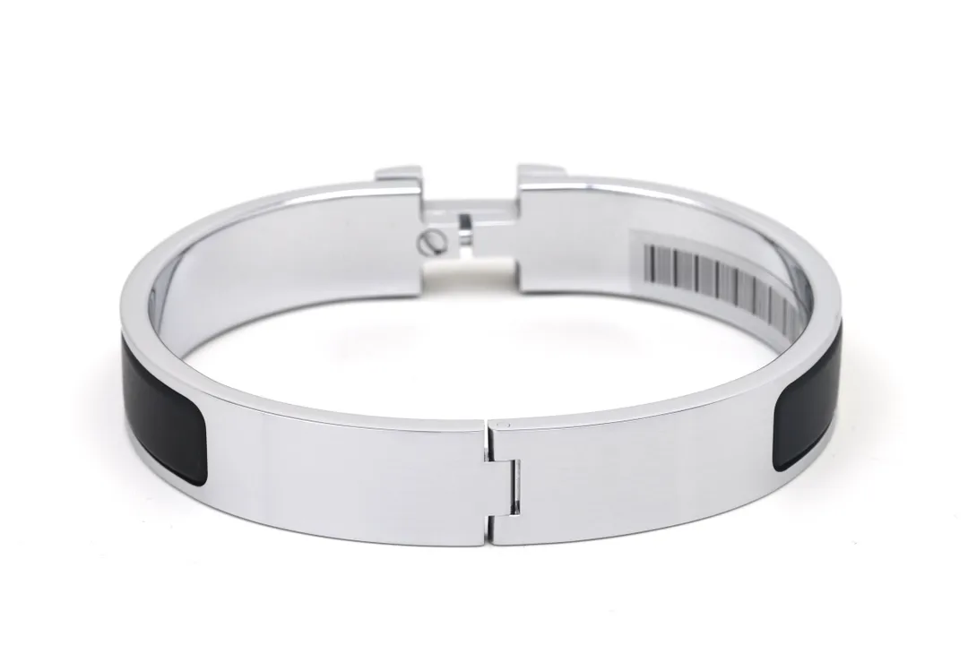 Clic HH Matte Enamel Bangle D17017552 — view 3