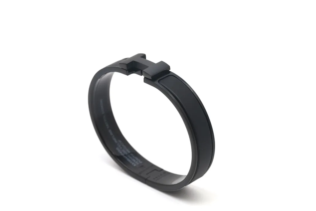 Clic HH So Black Matte Bangle D17017551 — view 2