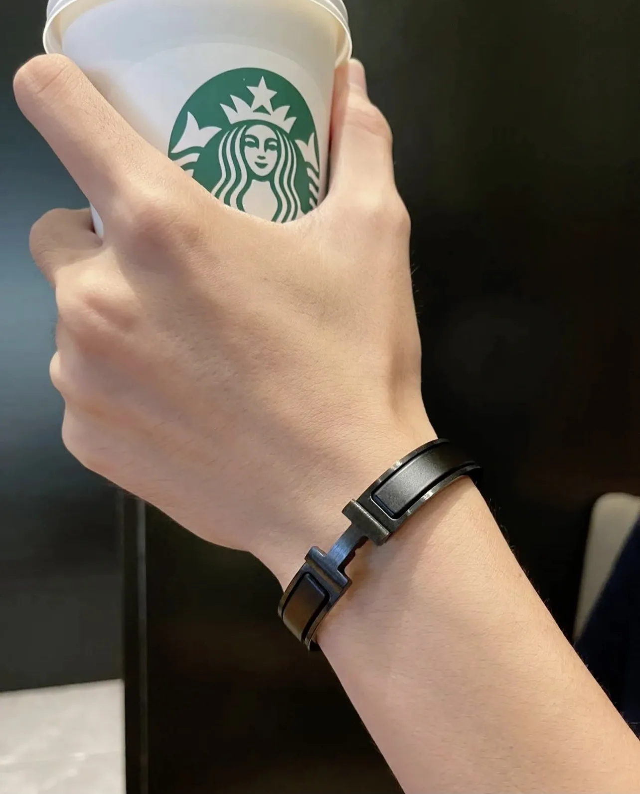 Clic HH So Black Matte Bangle D17017551 — view 9