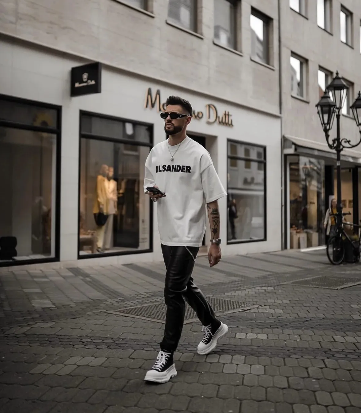 Logo Print Oversized Cotton T-Shirt D14023687 — view 34