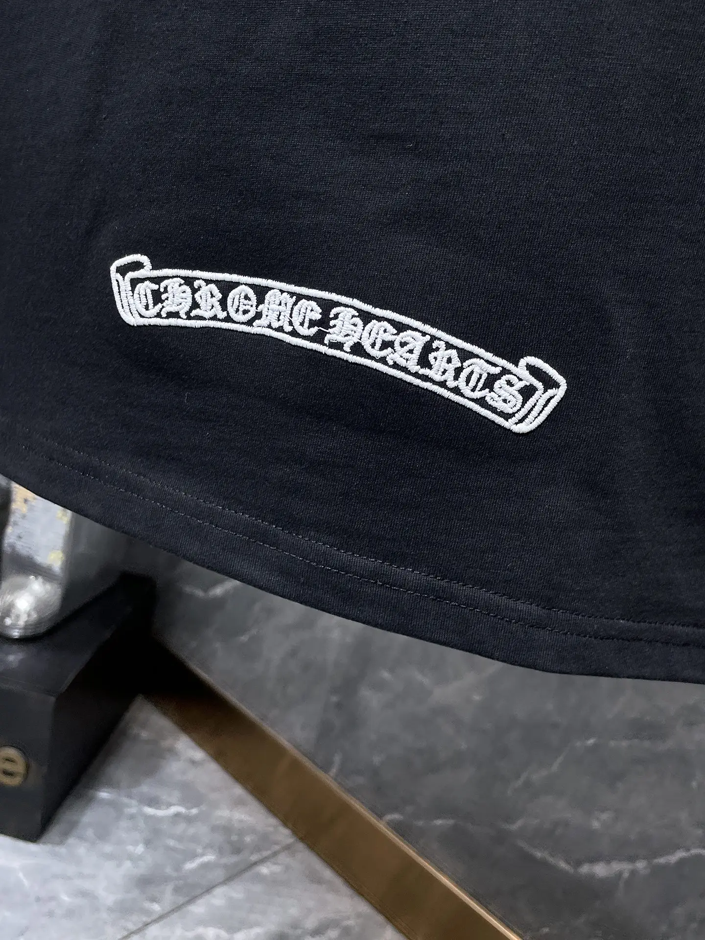 Embroidered Horseshoe Logo Cotton T-Shirt D6015480 — view 2