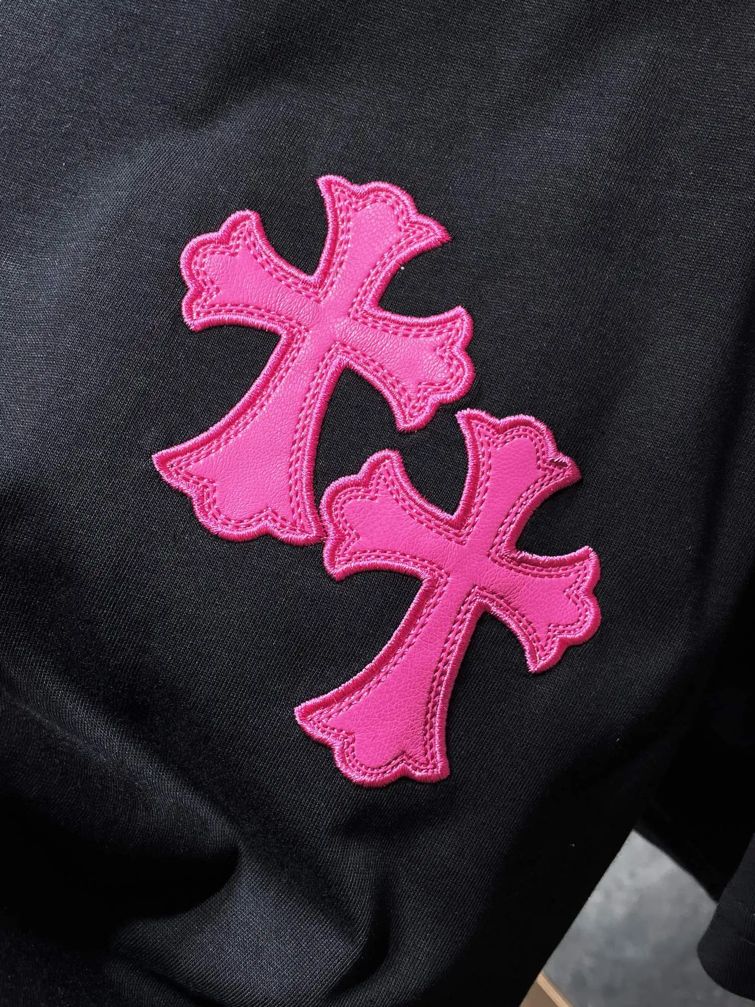 Chrome Hearts Cross Patch Embroidered T-Shirt D6515479 — view 3