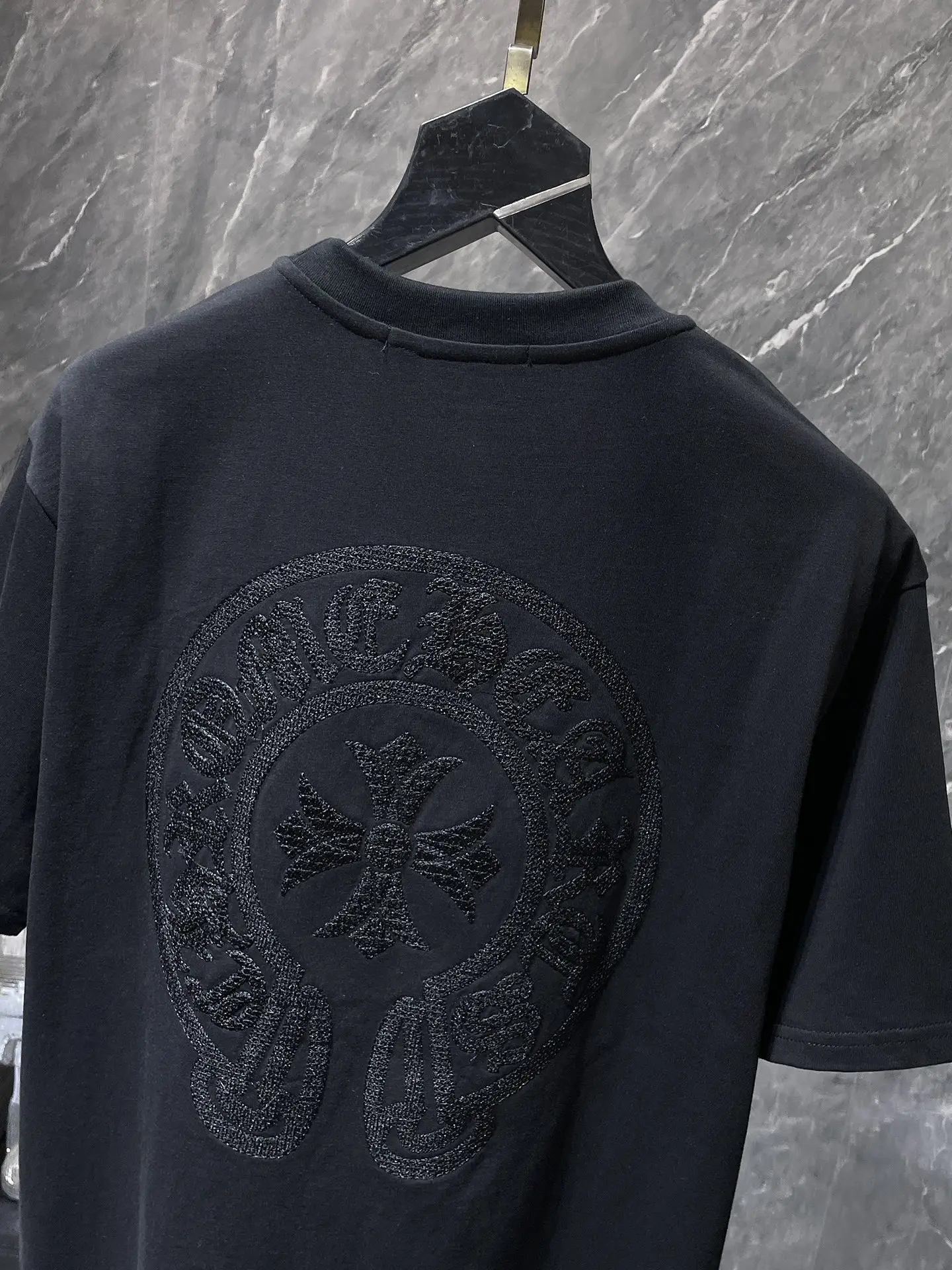 Horseshoe Cross Embroidered Cotton T-Shirt D6515477 — view 6