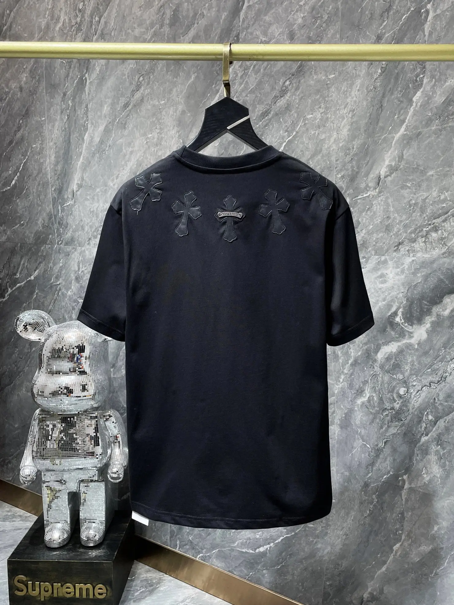 Leather Cross Patch Cotton T-Shirt D6015475 — view 7