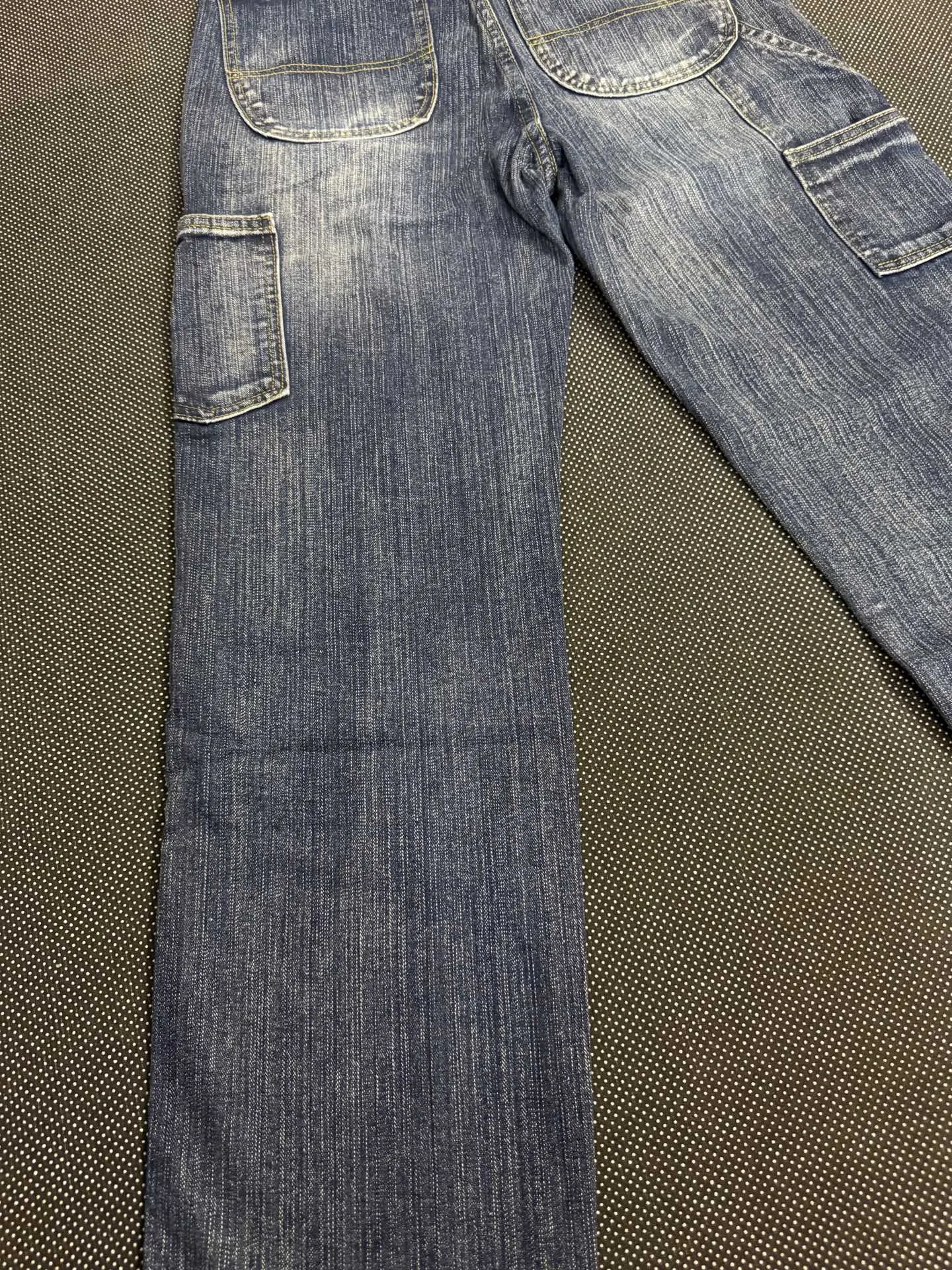 Double-Knee Washed Straight-Leg Jeans D19021834 — view 9