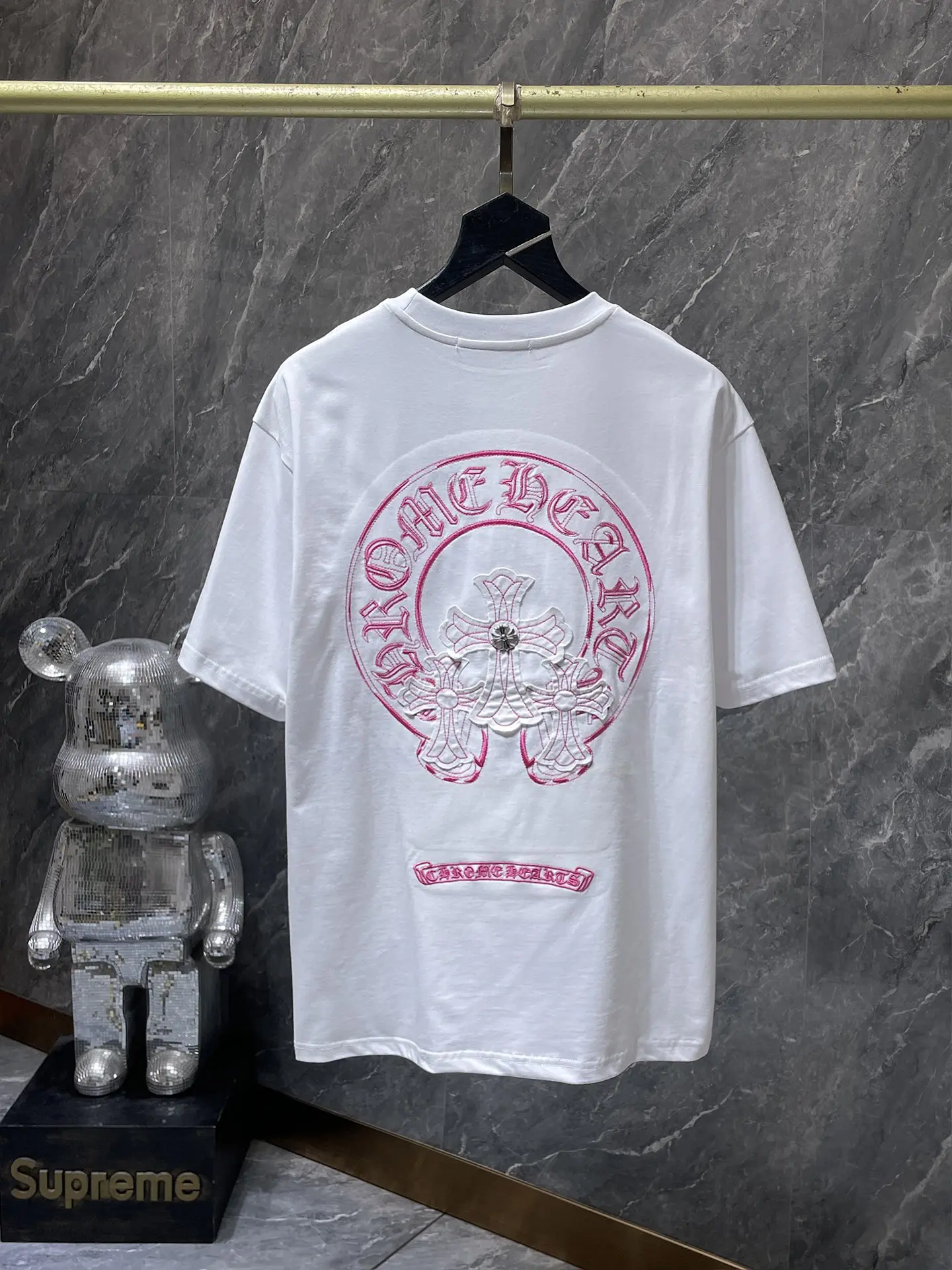 Embroidered Horseshoe Logo Cotton T-Shirt D11011641 — view 3