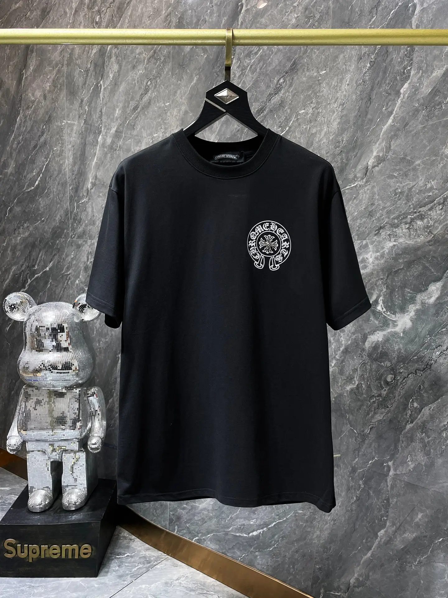 Horseshoe Logo Rhinestone Cotton T-Shirt D12011636 — view 4