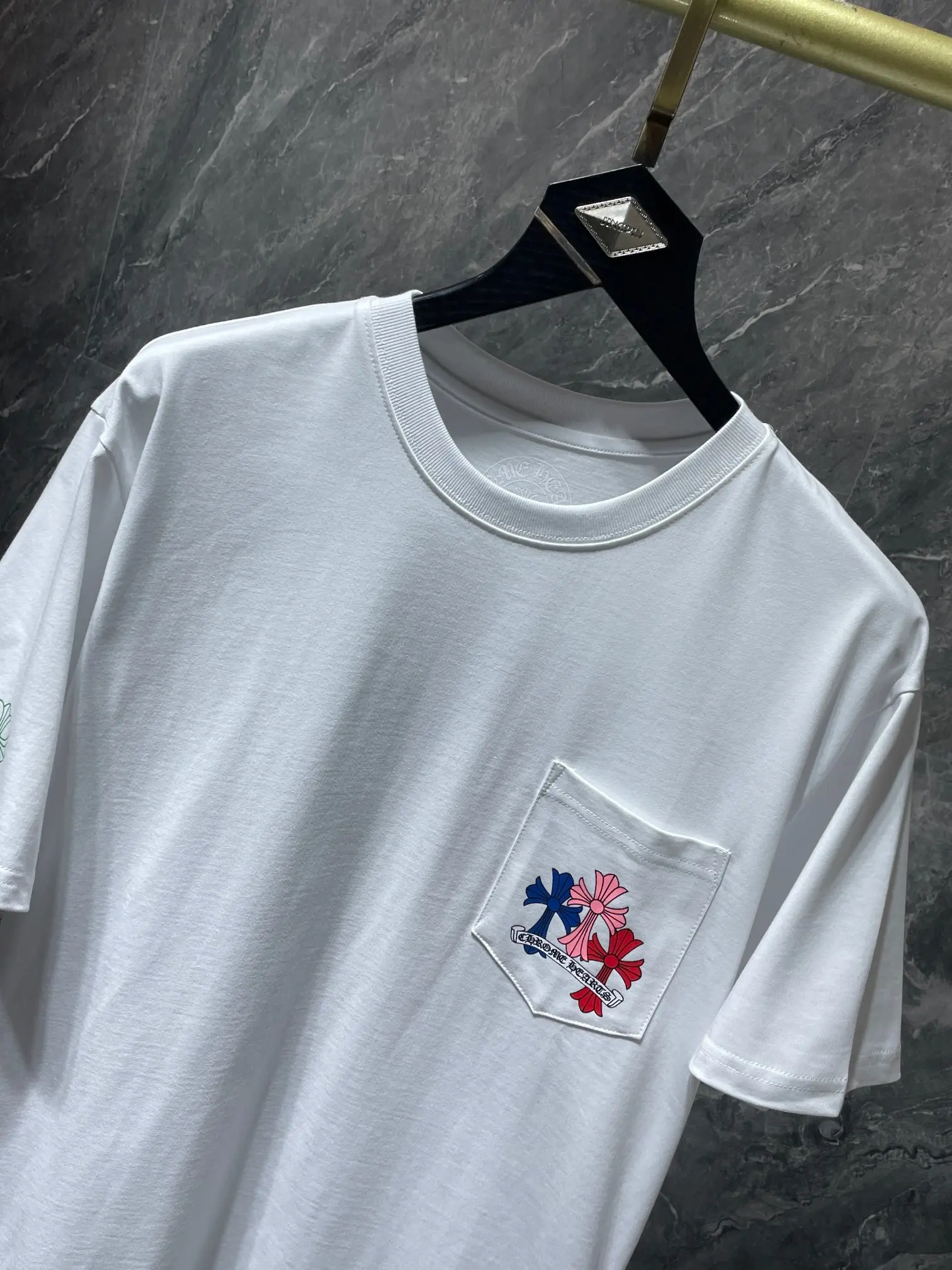 Cross Graphic Pocket T-Shirt D10511633