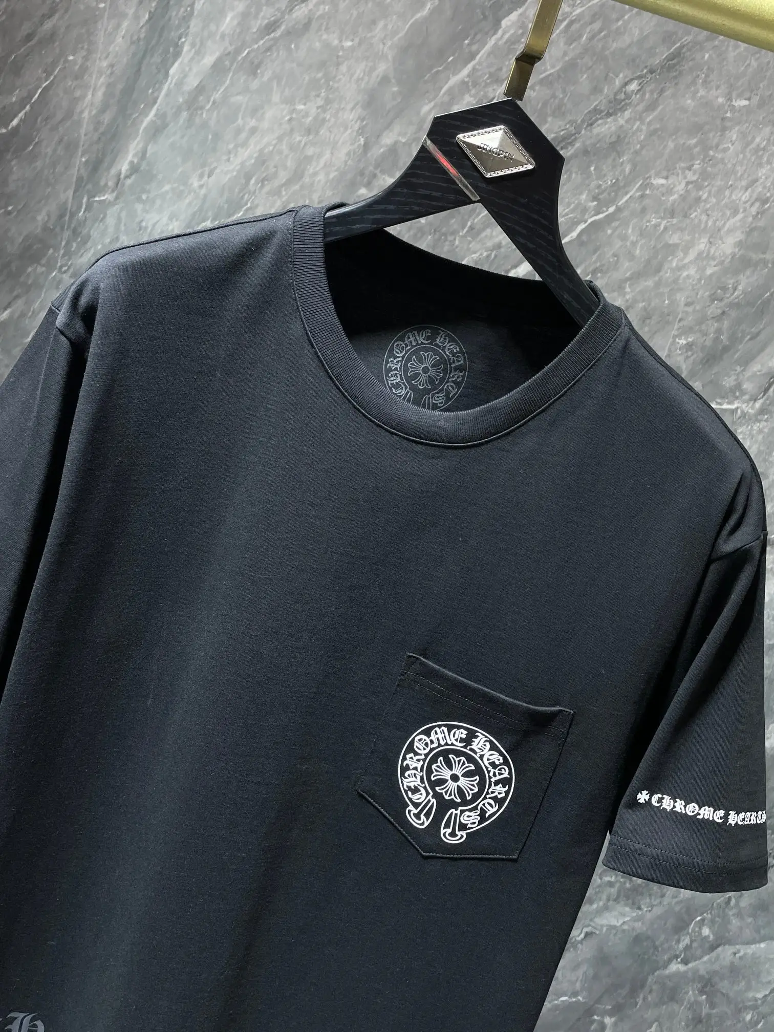 Chrome Hearts Horseshoe Logo Pocket T-Shirt D10511630 — view 7