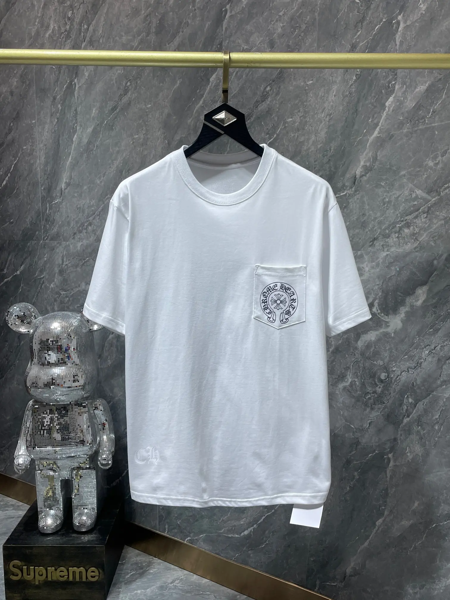 Las Vegas City Limited Horseshoe T-Shirt D10011625 — view 4