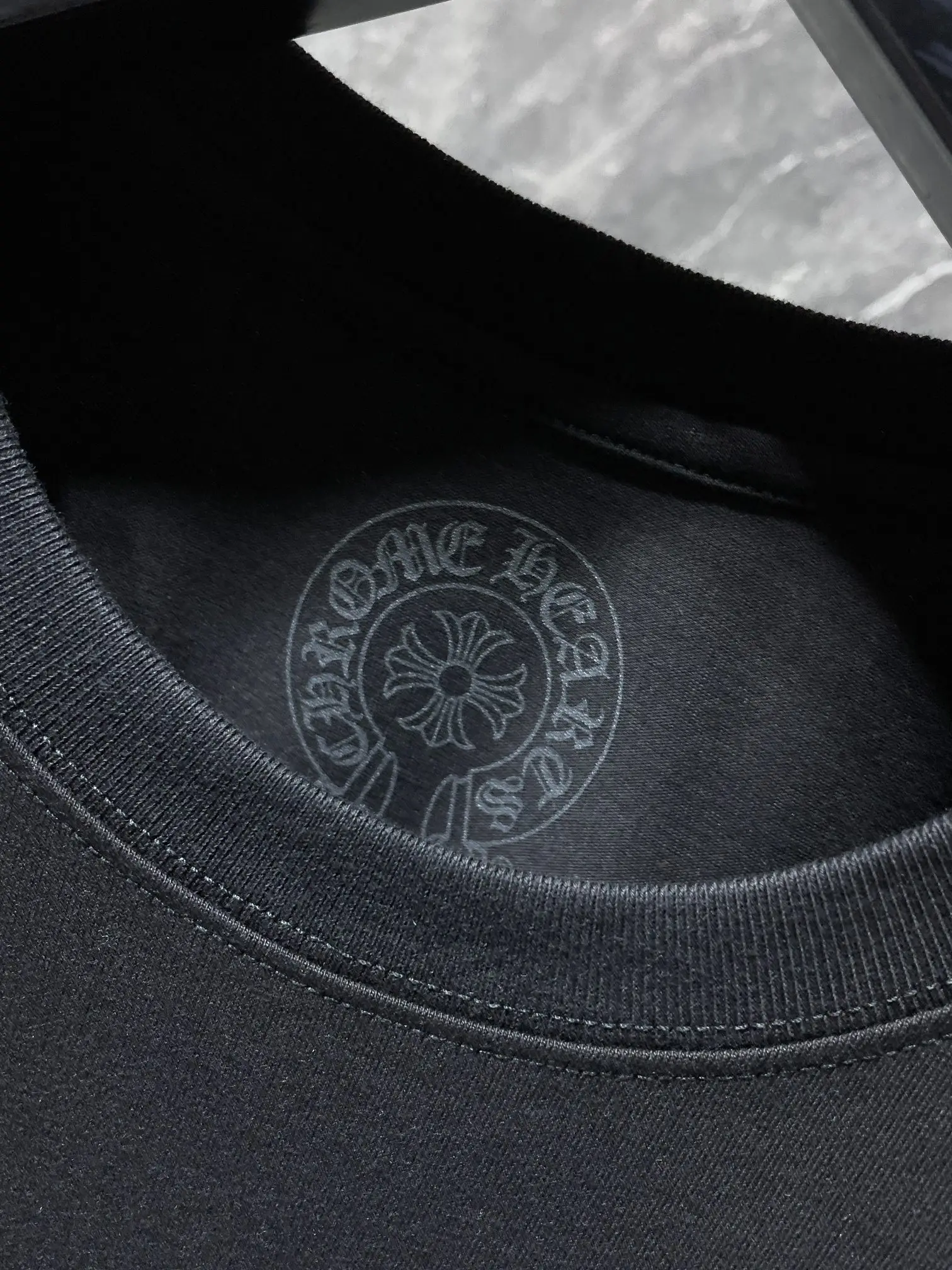 Las Vegas Horseshoe Logo Pocket T-Shirt D5015456 — view 2