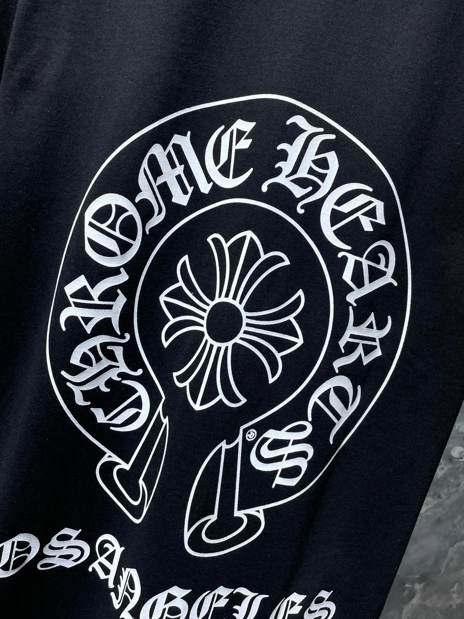 Las Vegas Horseshoe Logo Pocket T-Shirt D5015456 — view 5