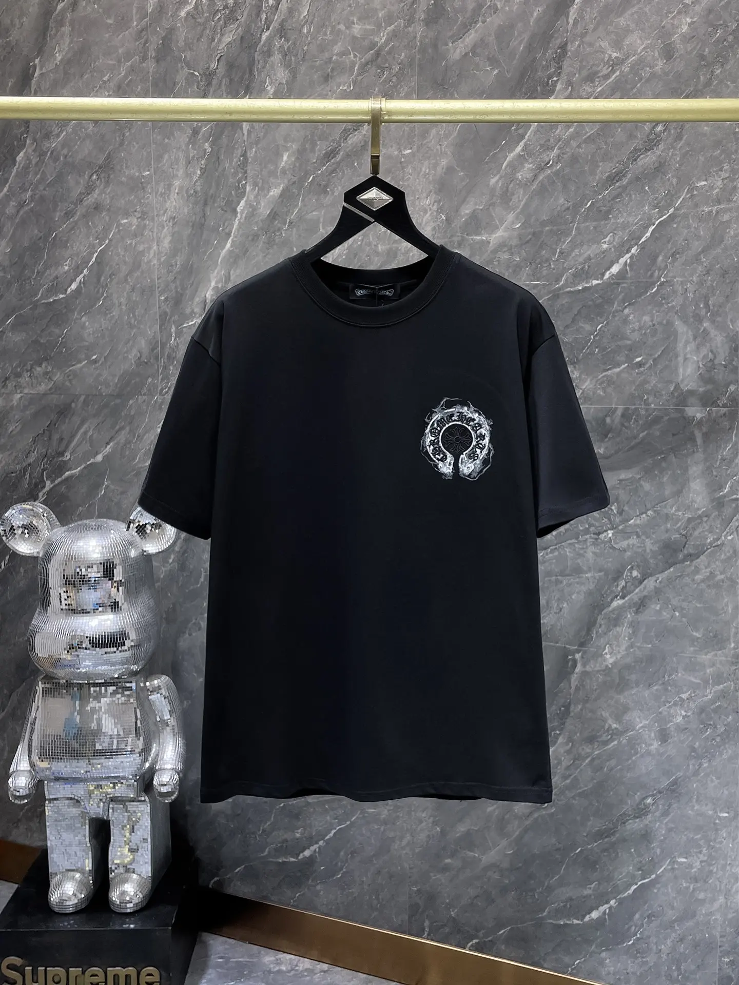 Horseshoe Cross Embroidery Cotton T-Shirt D11811596 — view 2