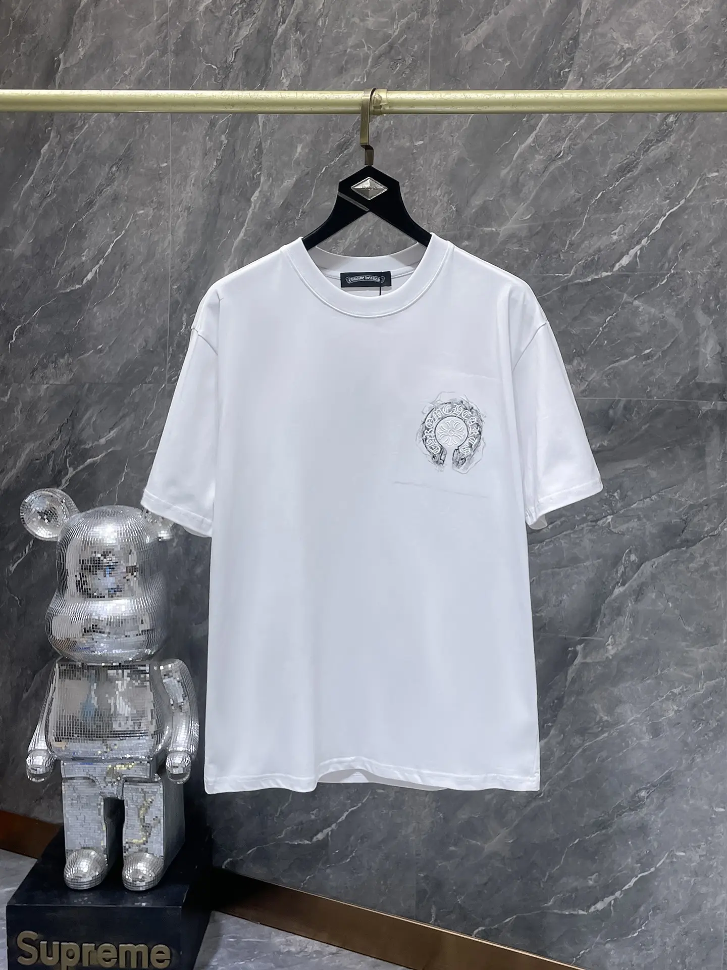 Horseshoe Cross Embroidered Cotton T-Shirt D11811597 — view 2