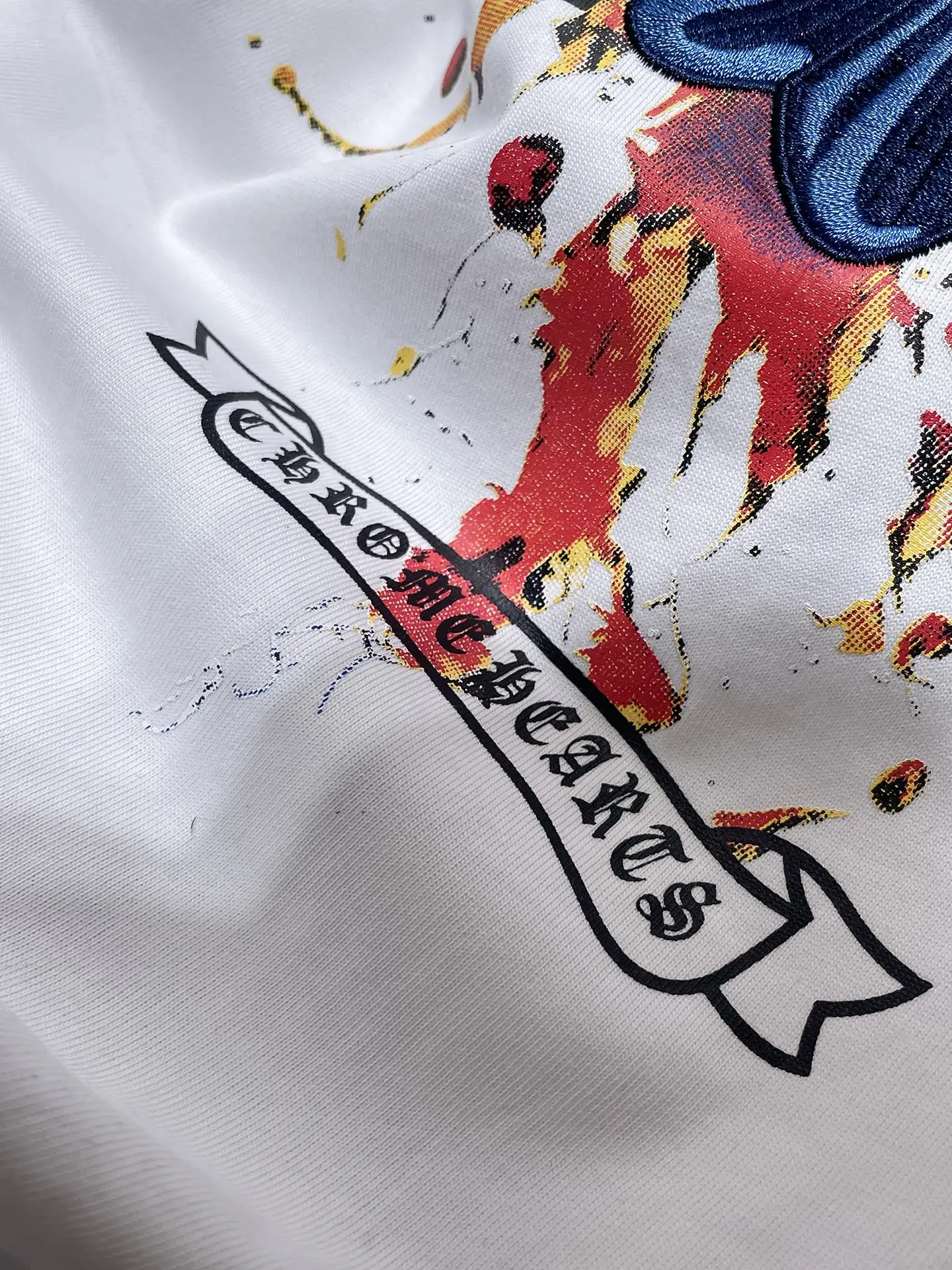 Paint-Splatter Cross Patch T-Shirt D12011592 — view 7