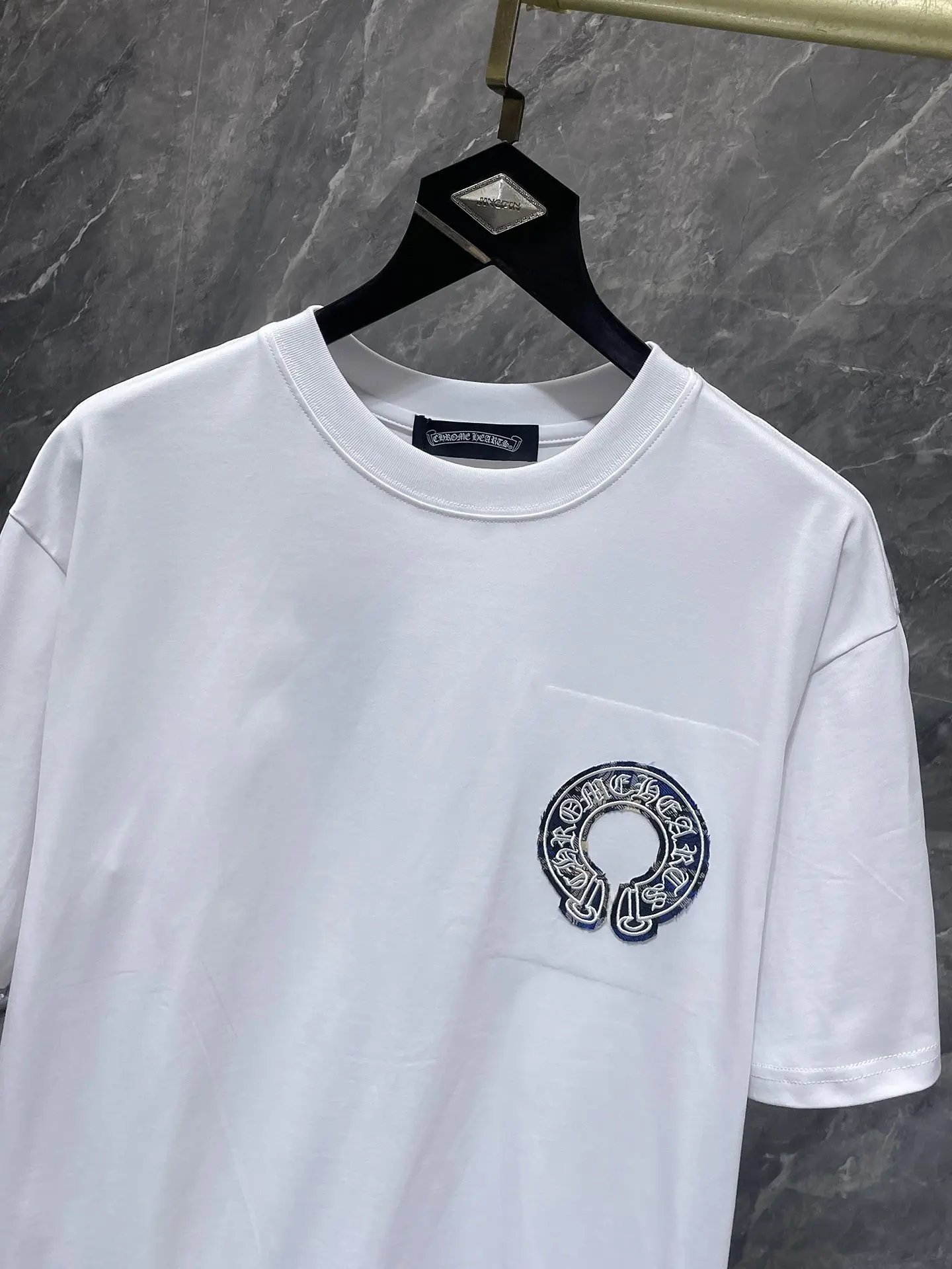 Horseshoe Logo Appliqué Cotton T-Shirt D11511615 — view 4