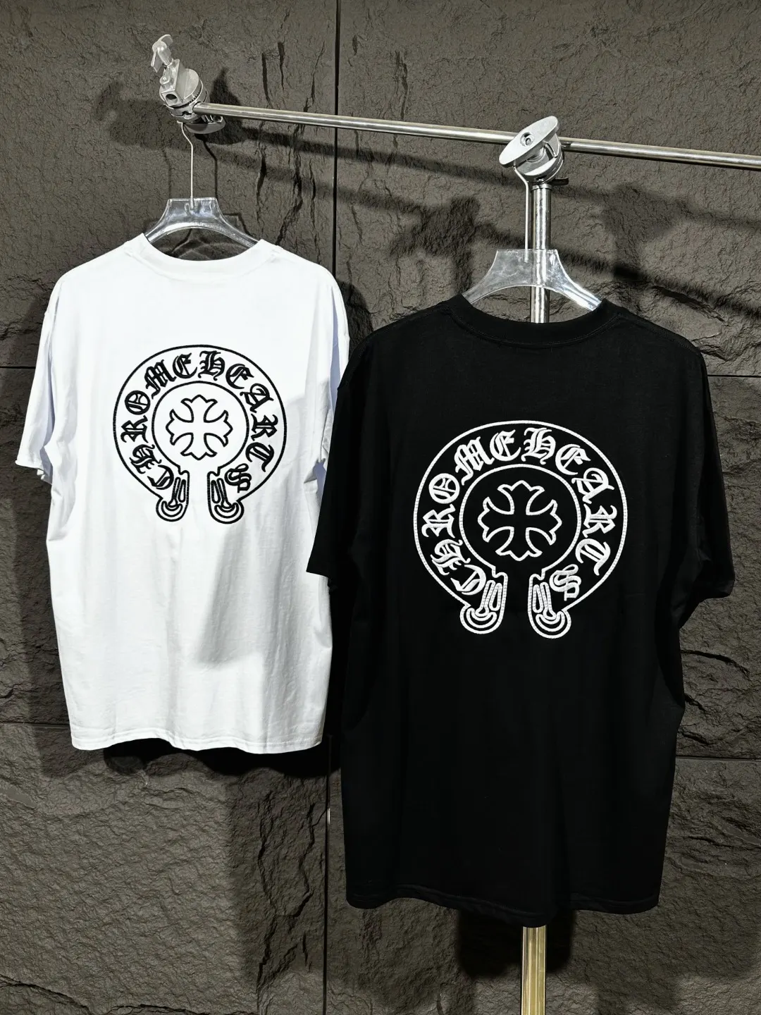 Horseshoe Logo Patch Cotton T-Shirt D6515423