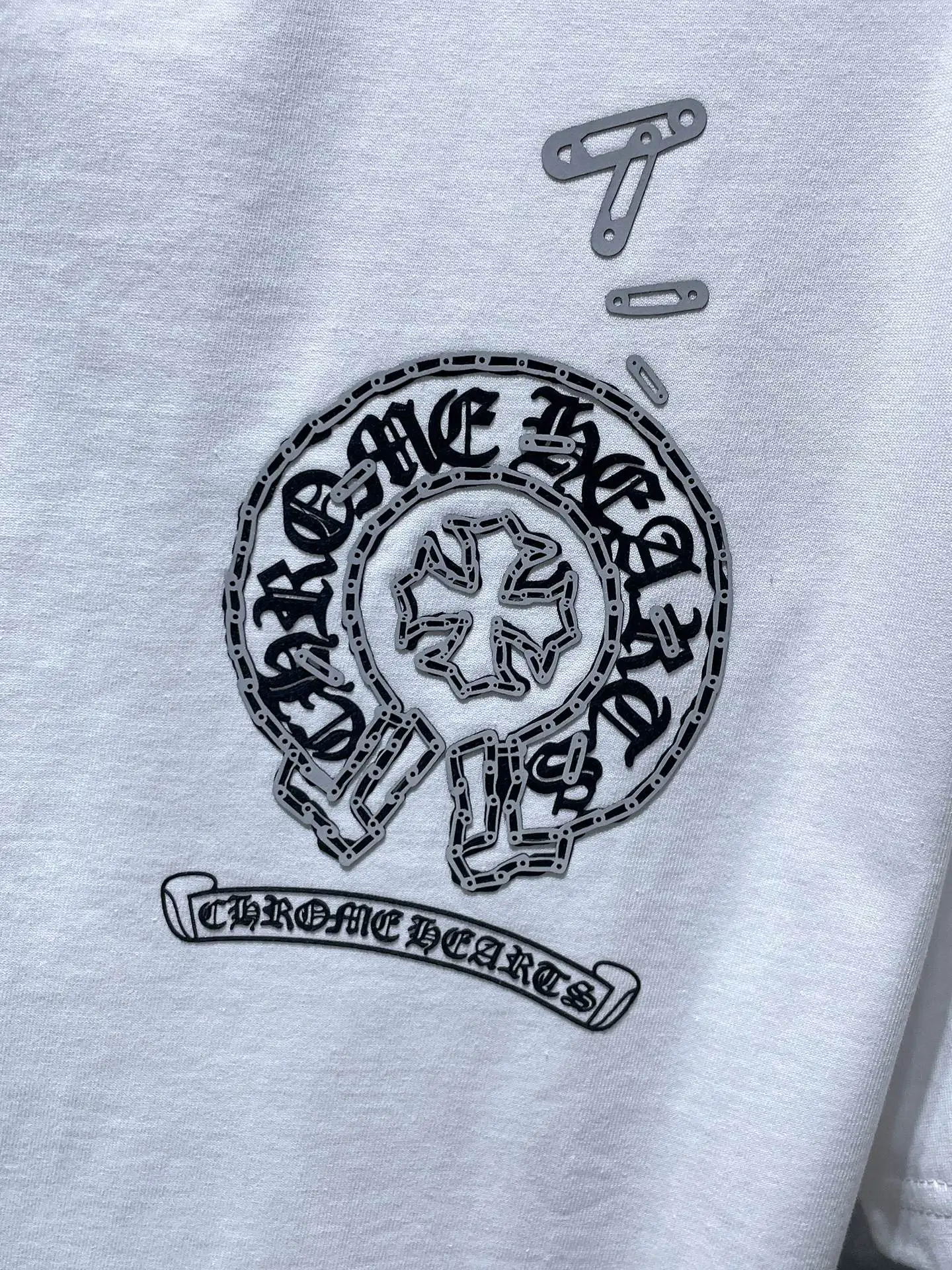 Horseshoe Logo Flocked Cotton T-Shirt D11811595 — view 2