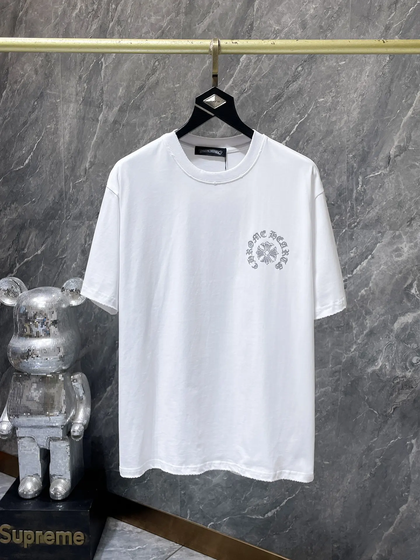 Rhinestone Horseshoe Logo Cotton T-Shirt D7015412