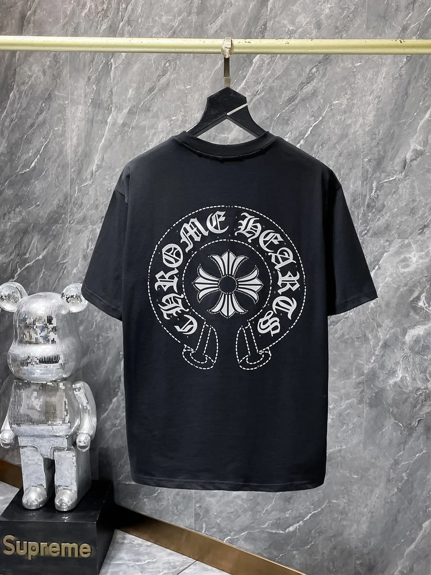 Rhinestone Horseshoe Logo Cotton T-Shirt D7015413 — view 2