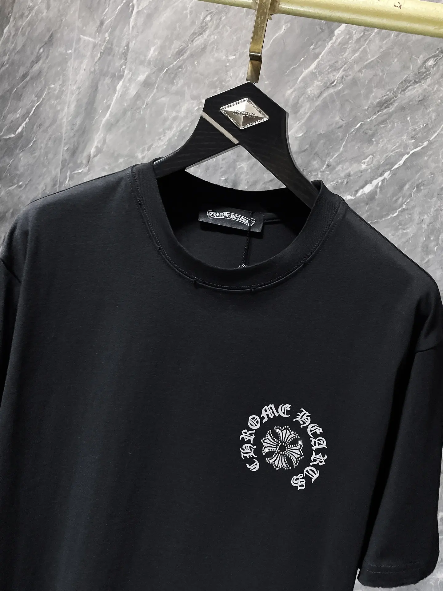 Rhinestone Horseshoe Logo Cotton T-Shirt D7015413 — view 3
