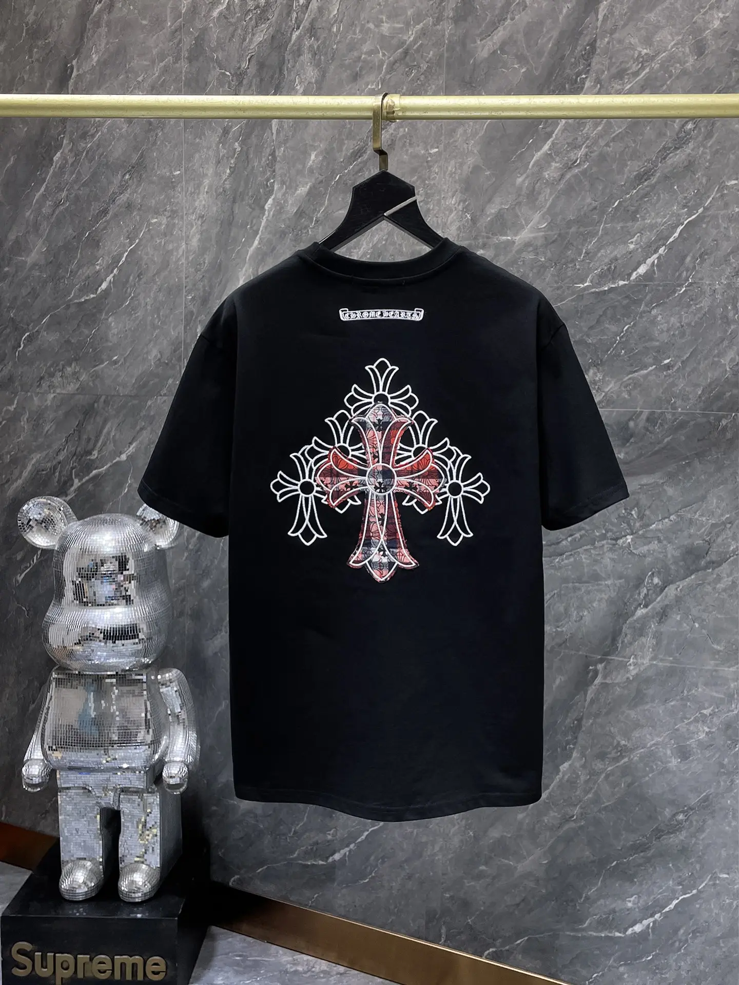 Cross Patch Embroidered Cotton T-Shirt D7015424 — view 3