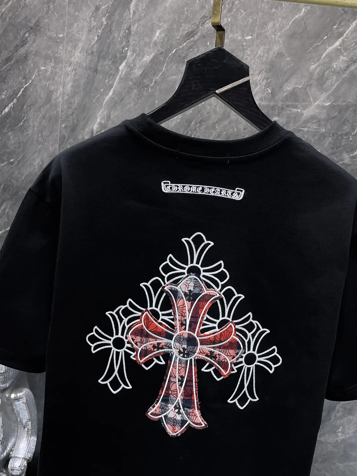 Cross Patch Embroidered Cotton T-Shirt D7015424 — view 6