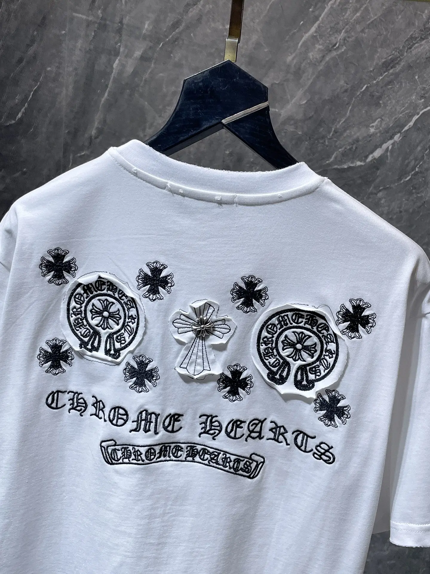 Cross Patch Embroidered Cotton T-Shirt D6815410 — view 6