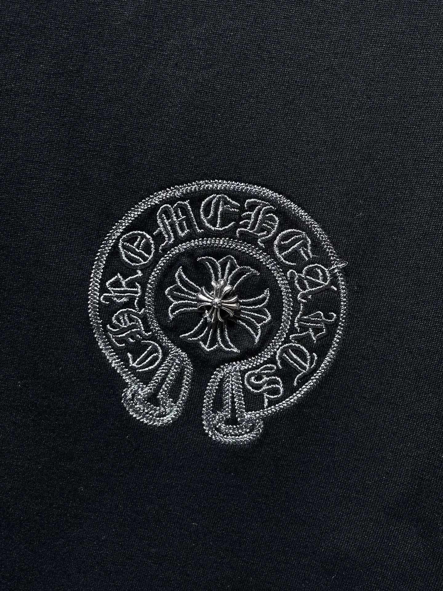 Embroidered Logo Cotton T-Shirt D6815411 — view 2