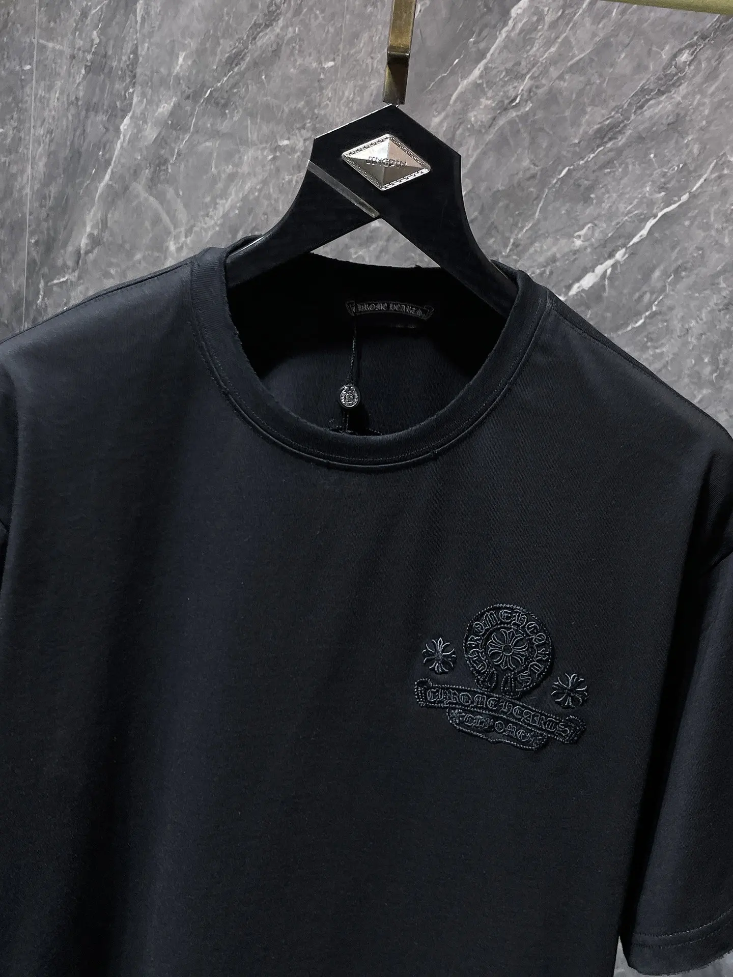 Embroidered Horseshoe Logo Cotton T-Shirt D6815409 — view 4