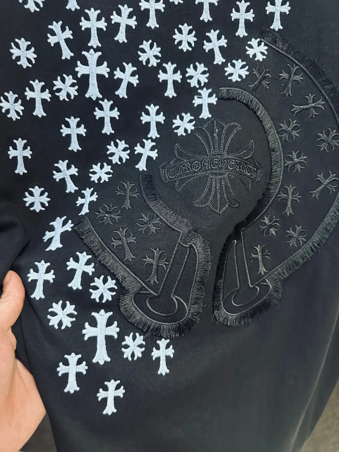 Embroidered Horseshoe Logo Cotton T-Shirt D7815441 — view 2