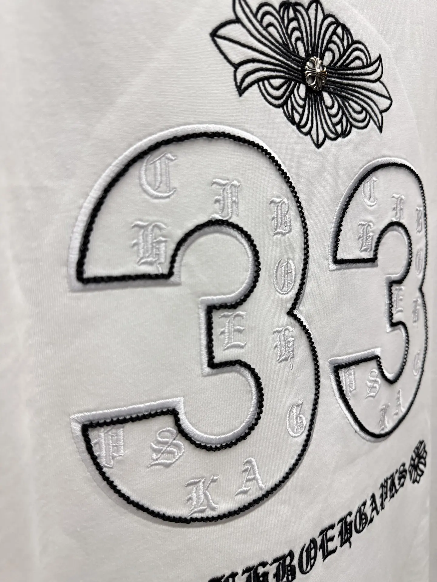 Embroidered Logo Cotton T-Shirt D6815415 — view 8