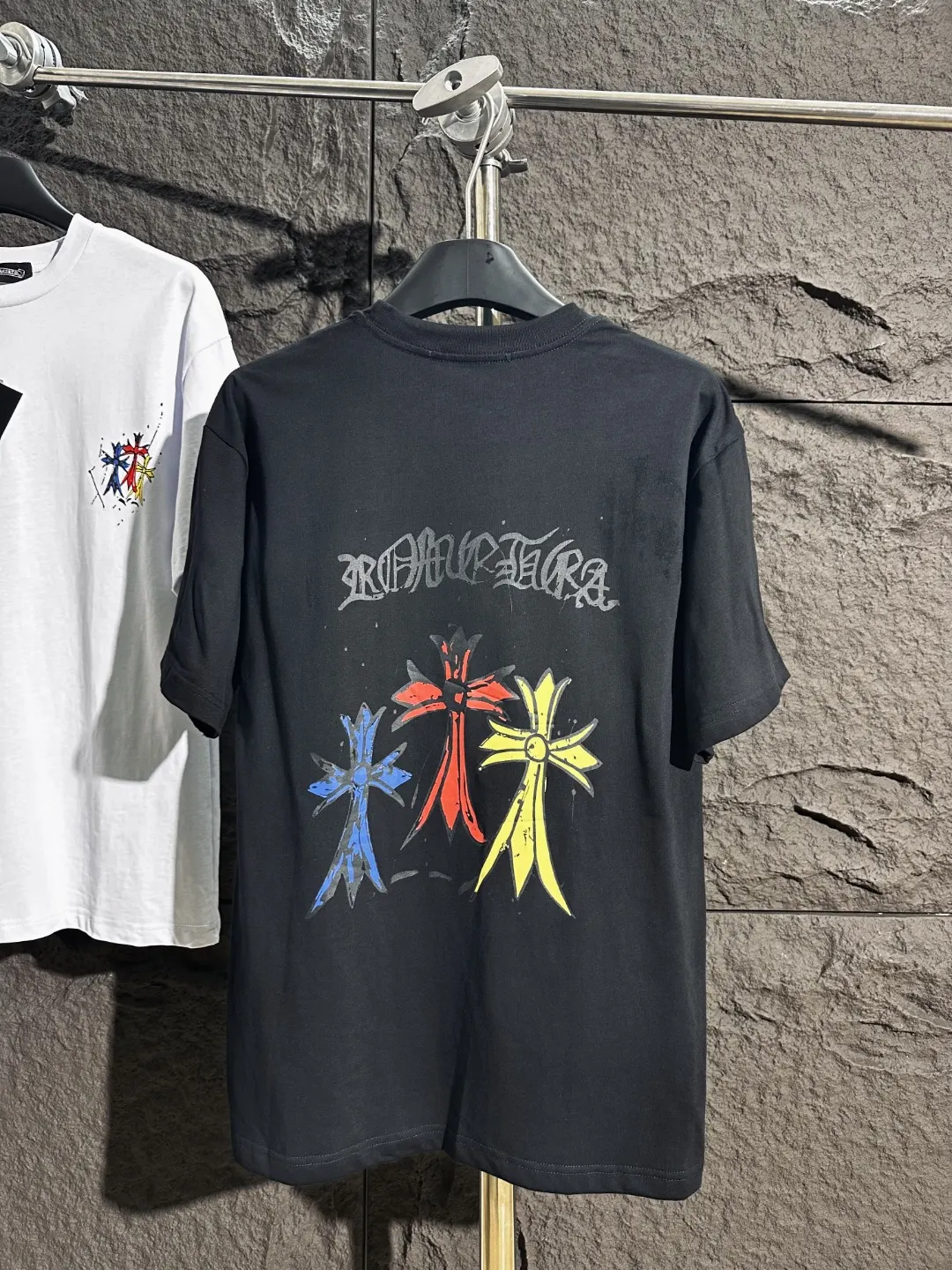 Triple Cross Graphic Print T-Shirt D4515402 — view 7