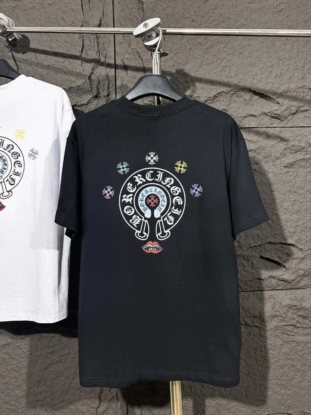 Horseshoe Logo Graphic T-Shirt D4815406 — view 7
