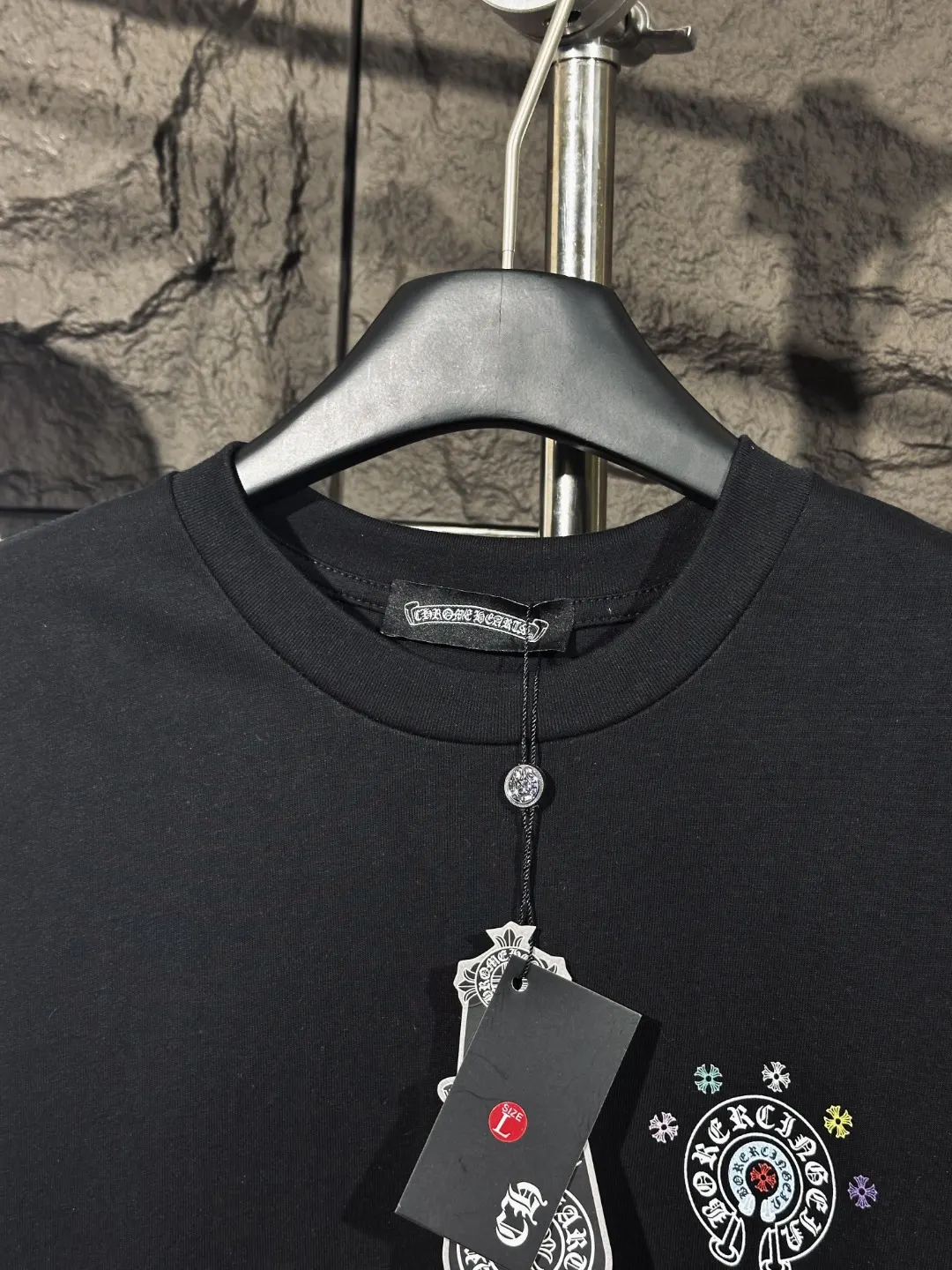 Horseshoe Logo Graphic T-Shirt D4815406 — view 11
