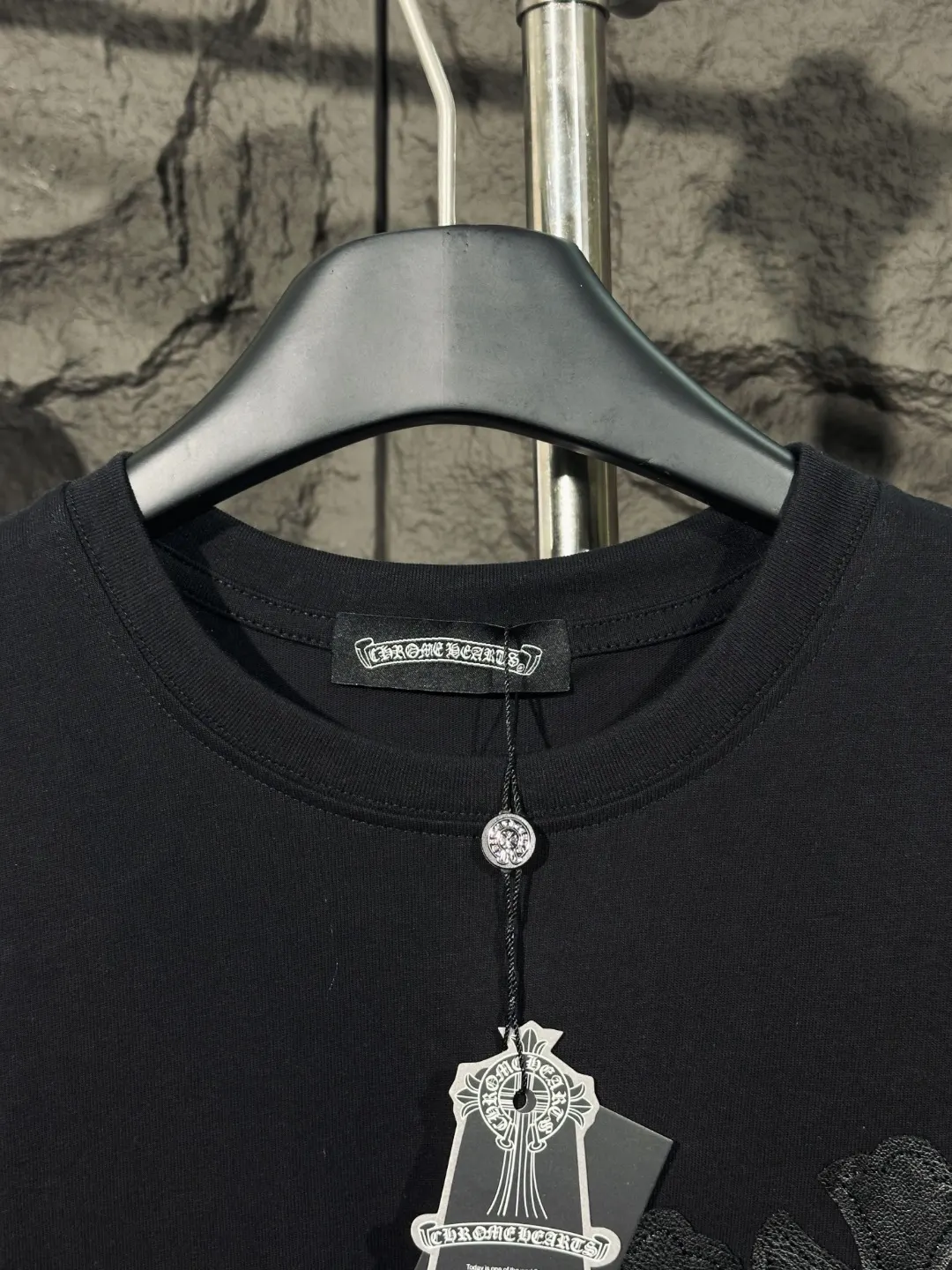 Cross Patch Embroidered Cotton T-Shirt D6015342 — view 6
