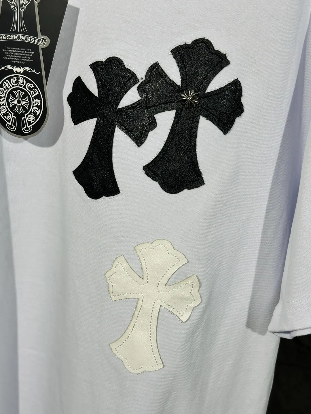 Cross Patch Embroidered Cotton T-Shirt D6015342 — view 11