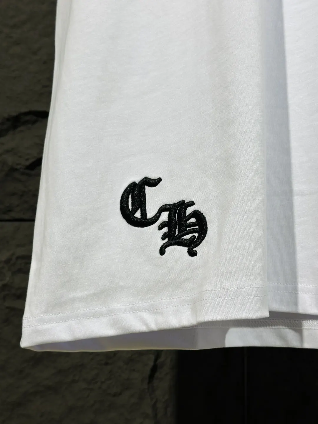Cross Patch Embroidered Cotton T-Shirt D6015342 — view 13