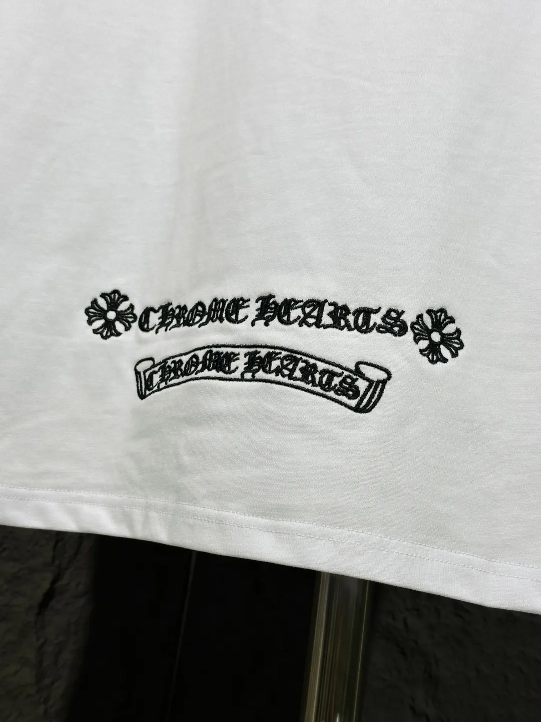 Cross Patch Embroidered Cotton T-Shirt D6015342 — view 16
