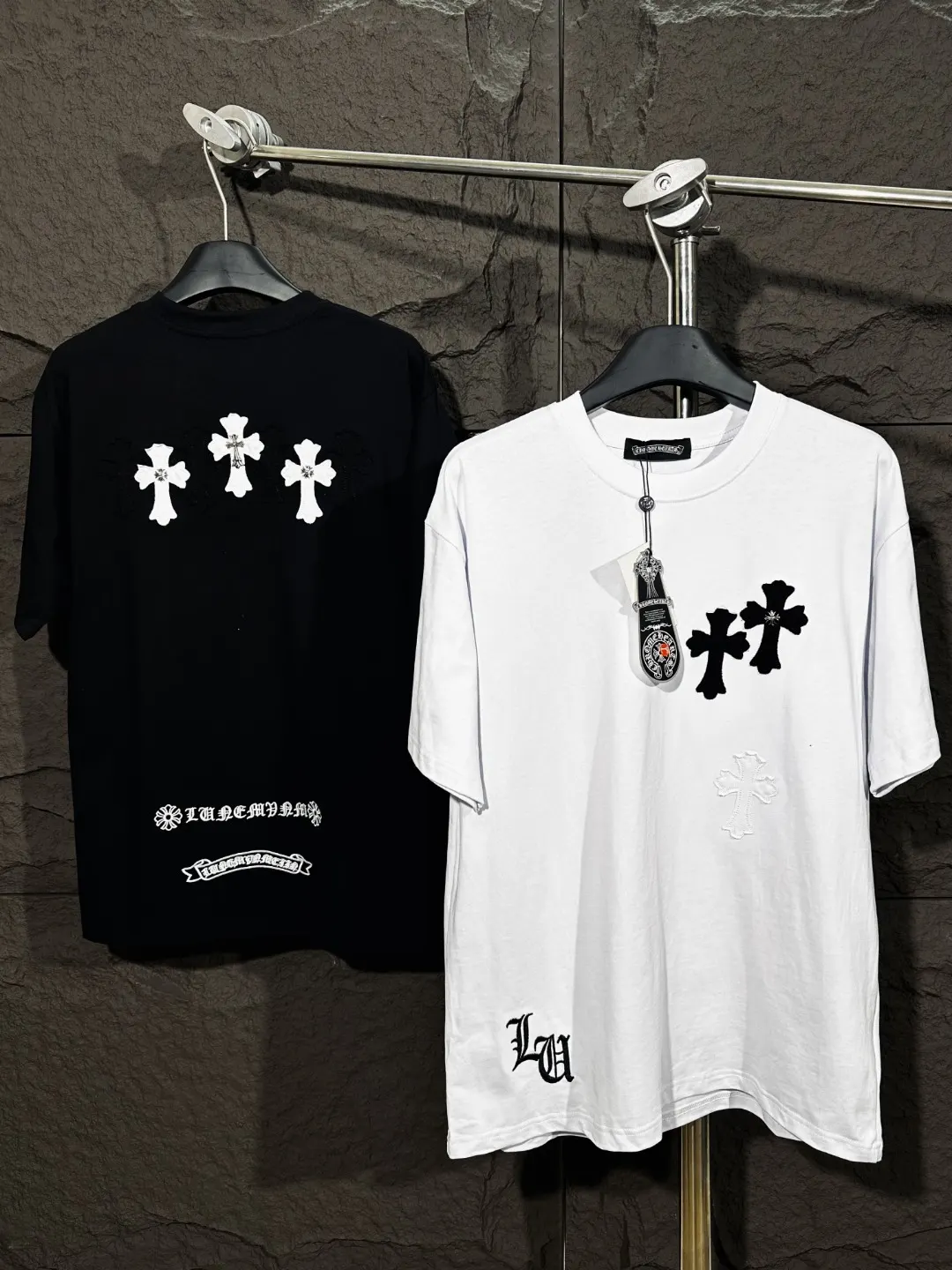 Cross Patch Embroidered Cotton T-Shirt D6015341