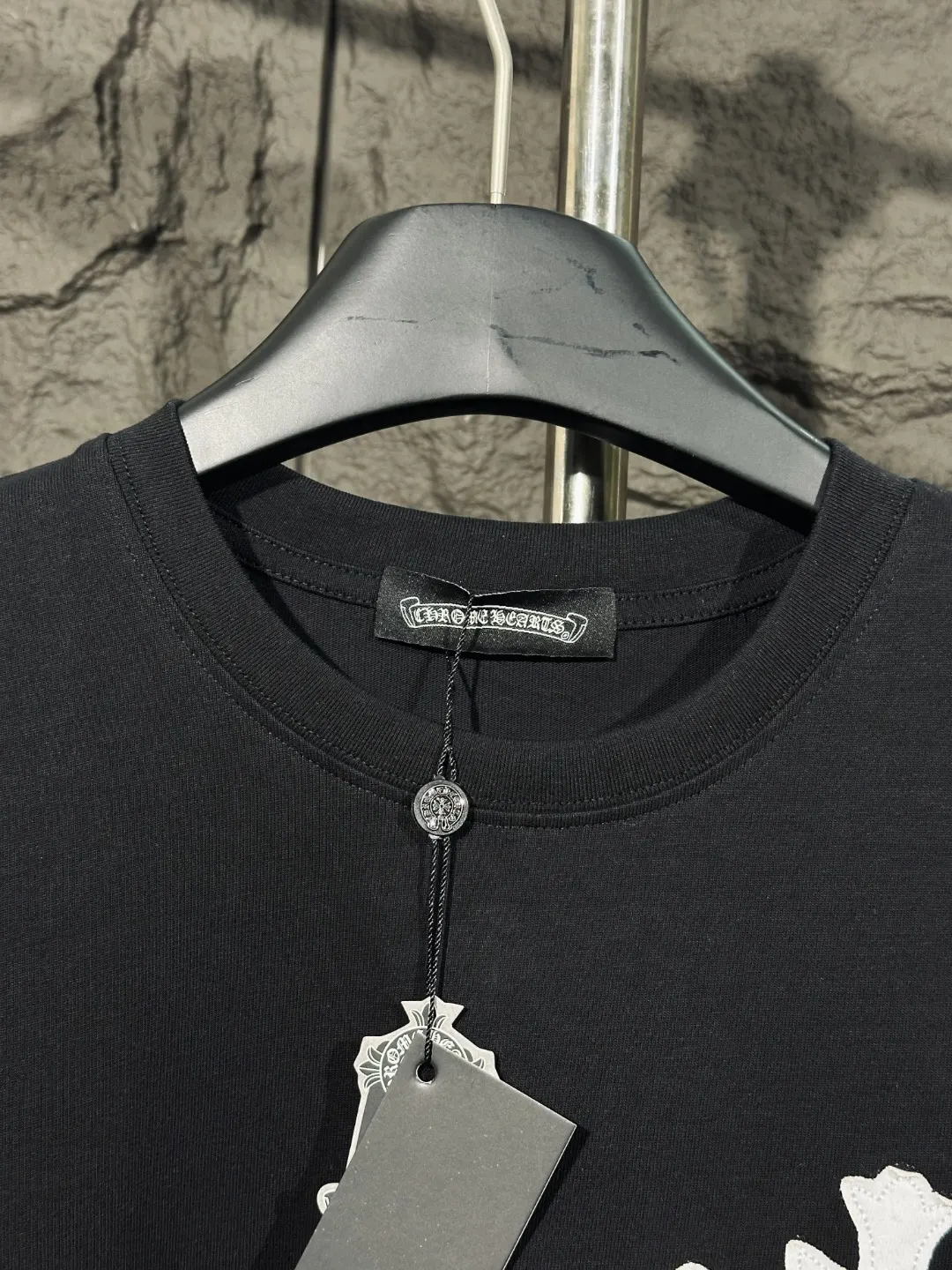Cross Patch Embroidered Cotton T-Shirt D6015341 — view 14