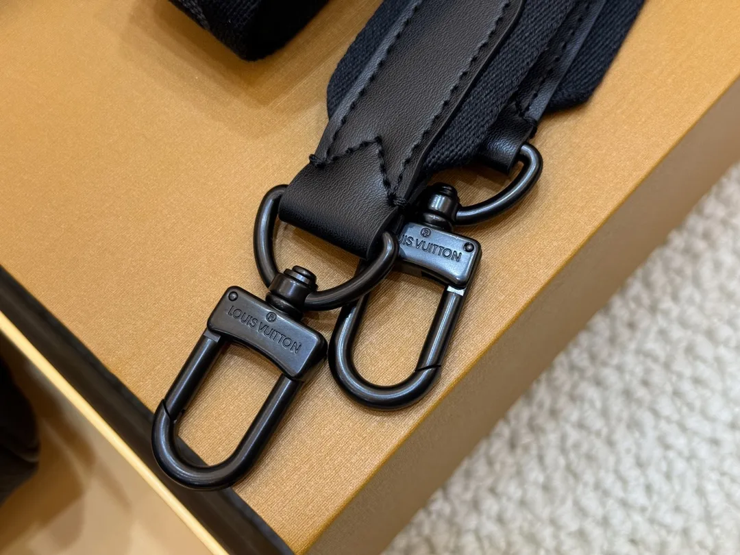 Keepall 25 Embossed Leather Boston Bag D44017799 — view 6