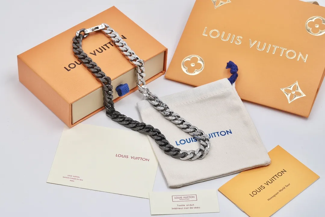 Monogram Chain Links Necklace (Titanium Steel) D17017356 — view 8