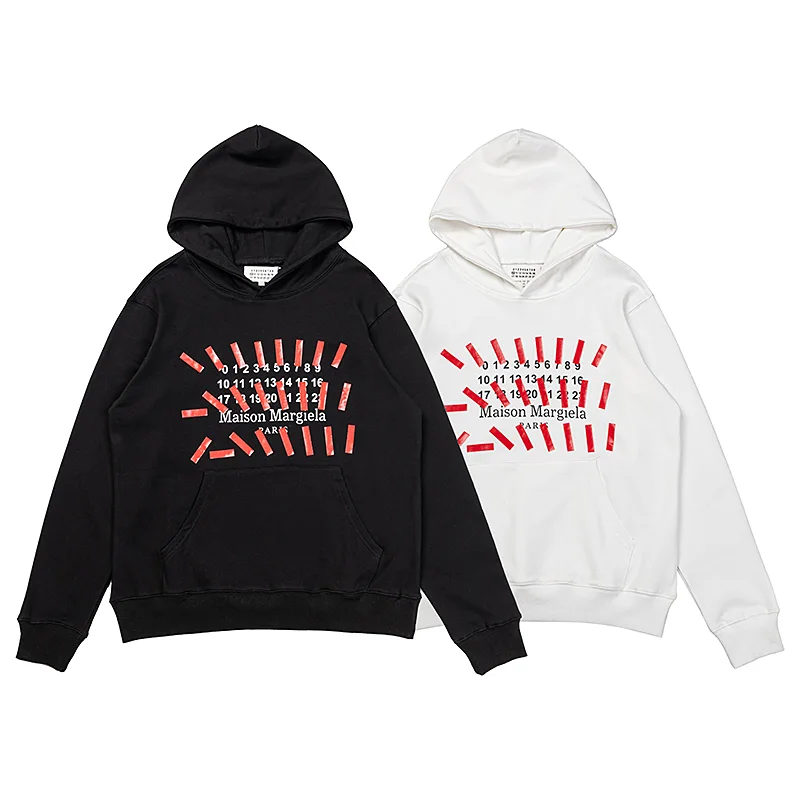 Tape Logo Graphic Hoodie D9015570