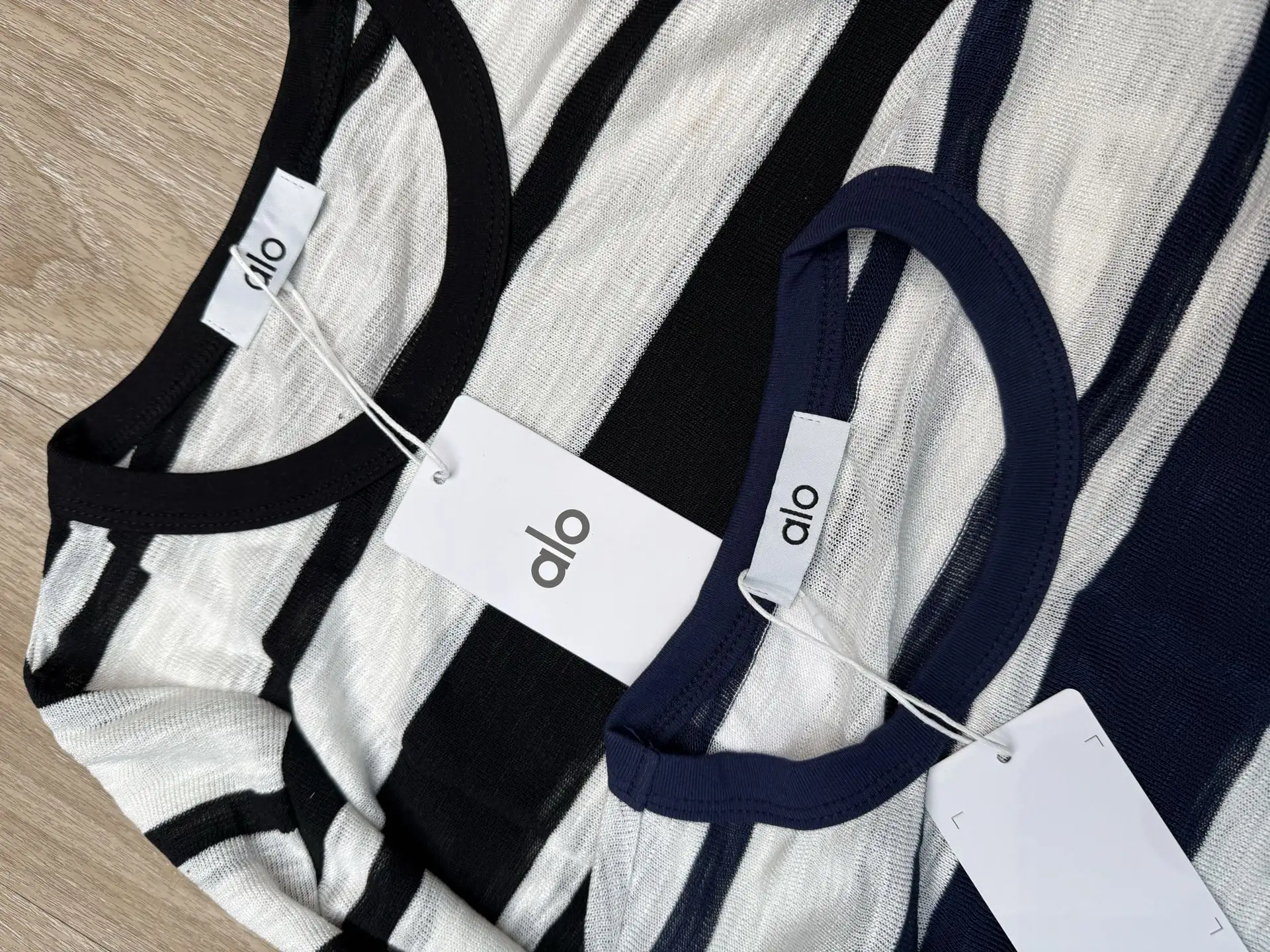 Striped Long-Sleeve Logo T-Shirt D5915638 — view 4