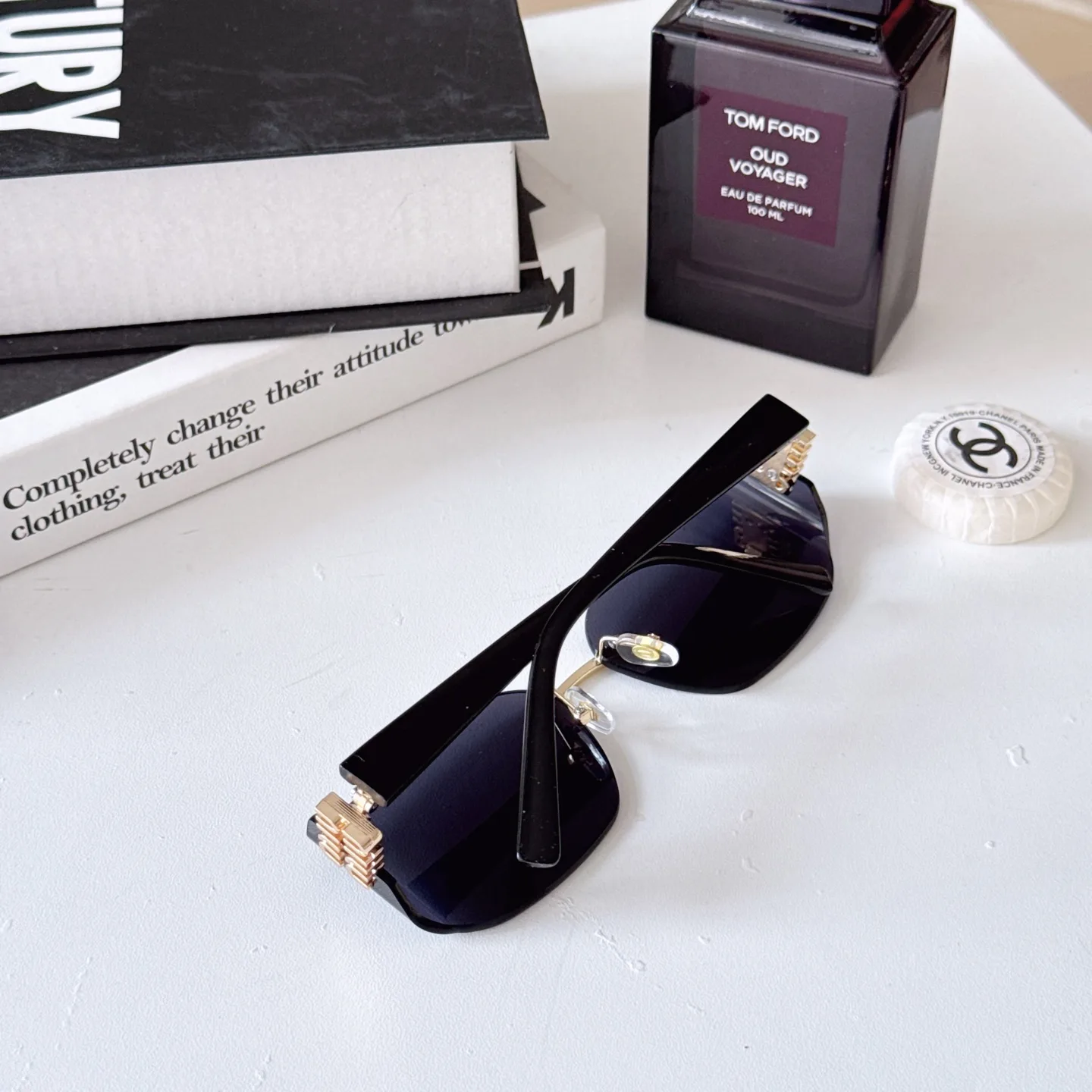 Miu Miu MU111AV Sunglasses D20018535 — view 9