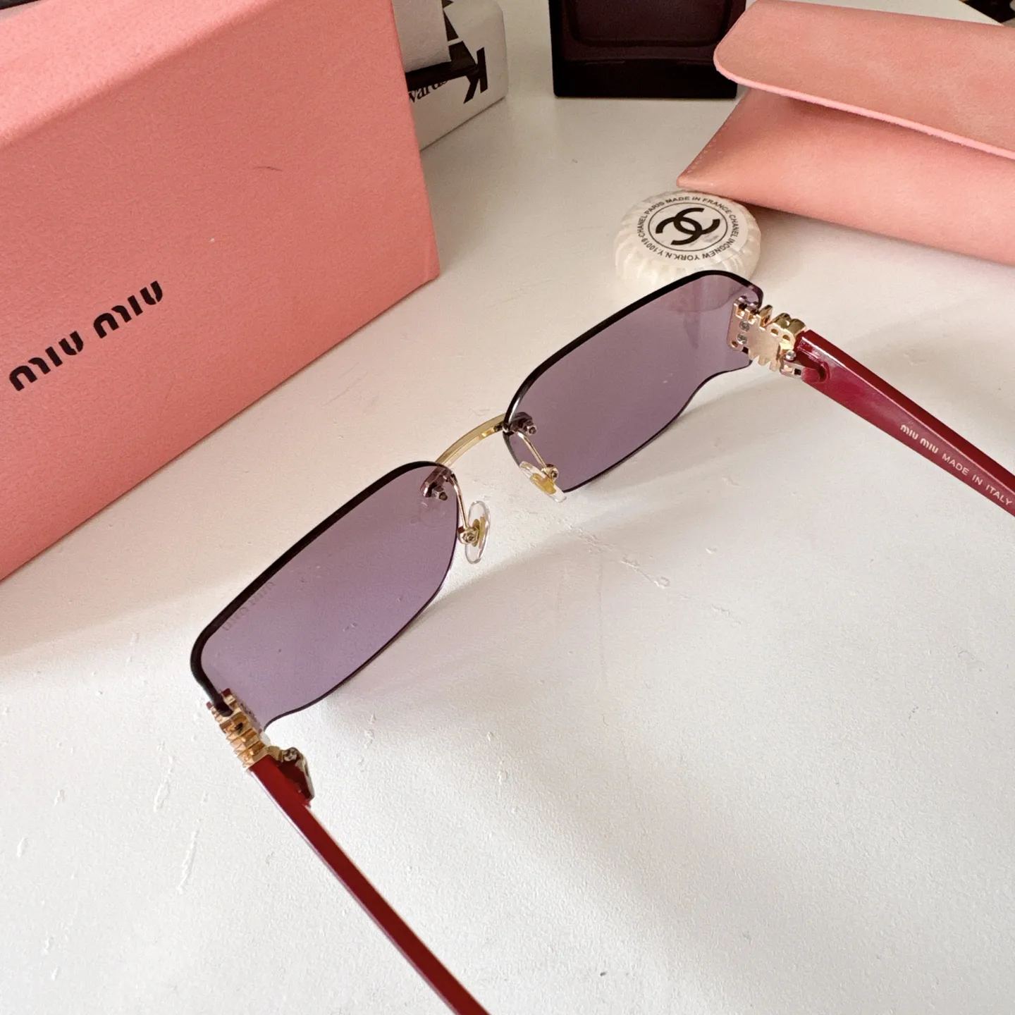 MU111AV Cat-Eye Sunglasses D20018533 — view 3